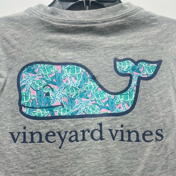 Vineyard Vines Gray Long Sleeve Shirt with Pocket Sea Turtles Size 5 - Picture 2 of 2